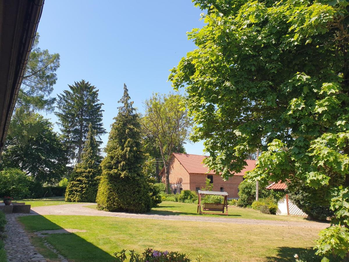 Folwark Goscino-Dwor Bed & Breakfast Exterior foto