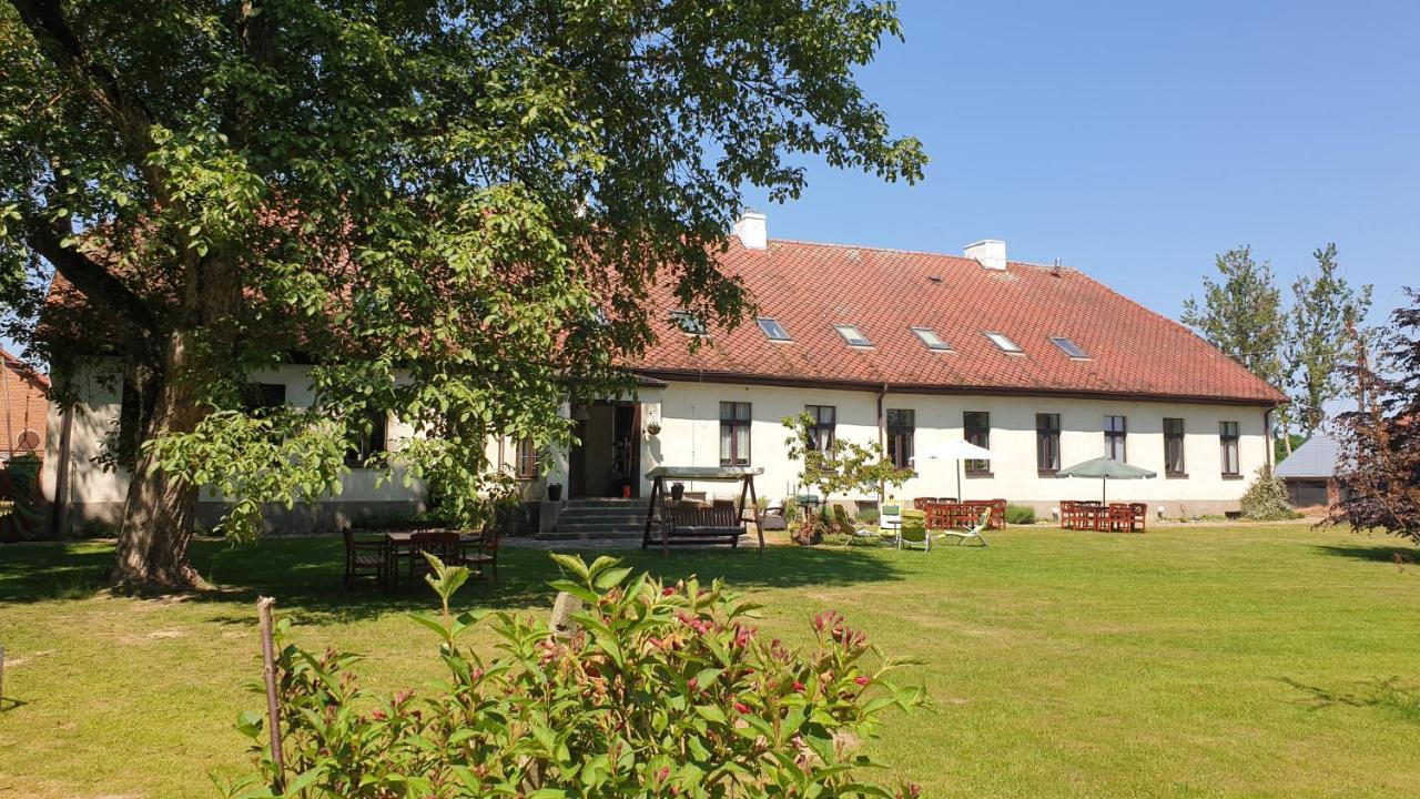 Folwark Goscino-Dwor Bed & Breakfast Exterior foto